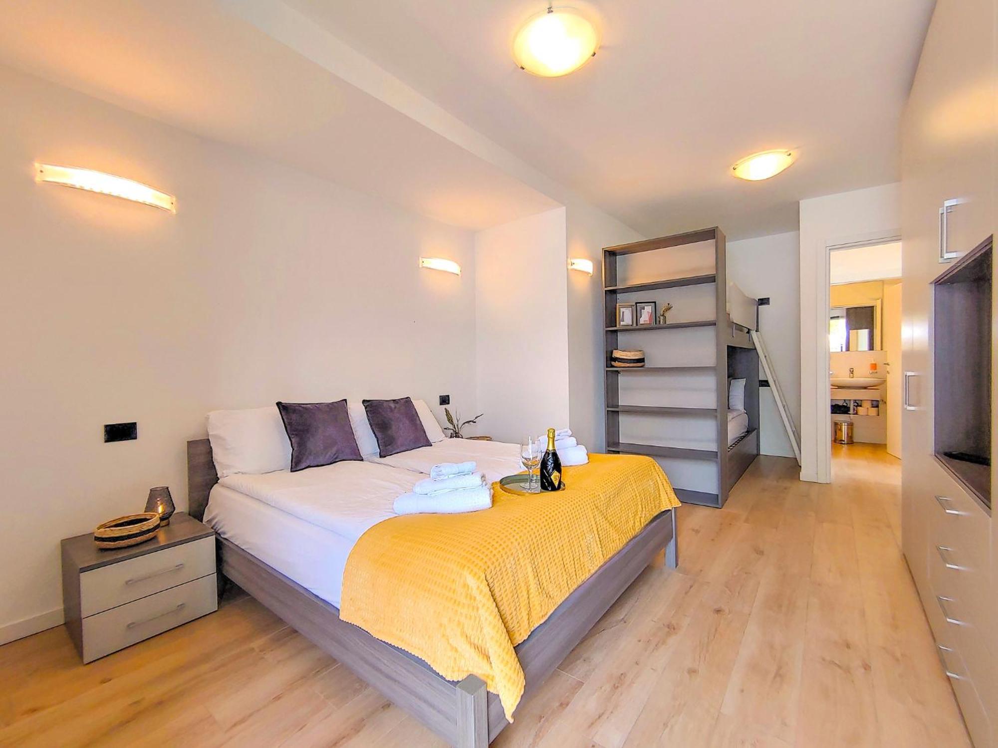 Dascio Emotion Ferienwohnung Mit Terrasse Am See Dış mekan fotoğraf