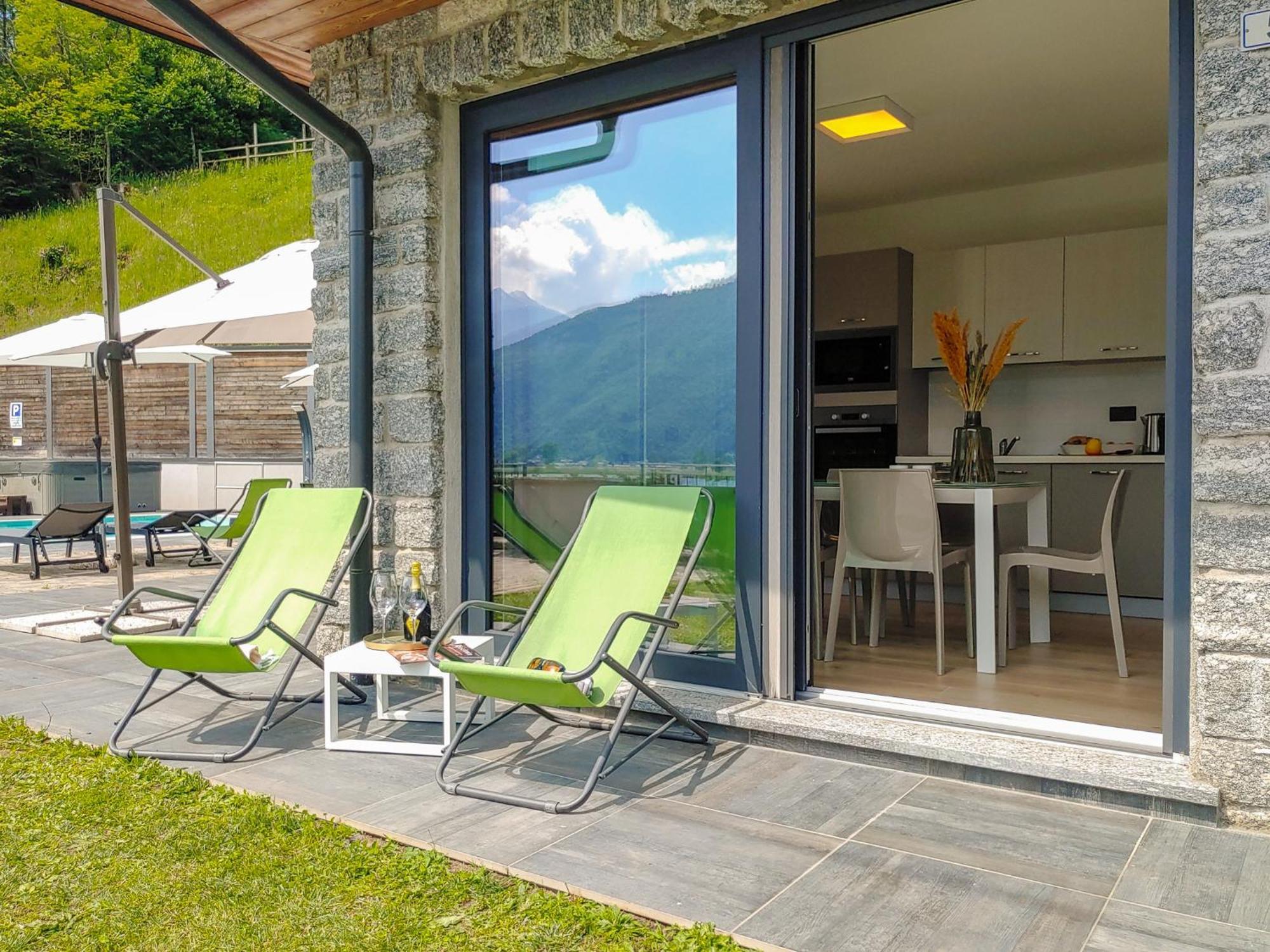 Dascio Emotion Ferienwohnung Mit Terrasse Am See Dış mekan fotoğraf